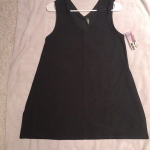 Black V-neck tunic top. Size L